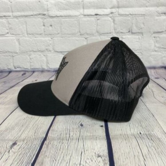 Travis Mathew Hat Cap Snapback Gray Black Awesome Tour Golf Trucker Mesh Promo - Picture 2 of 8
